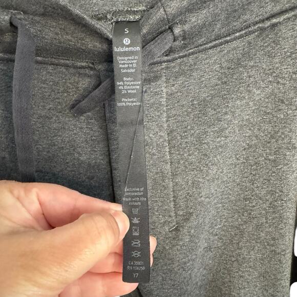 Lululemon City Sweat Thermo Heathered Coal Gray Joggers - Picture 3 of 11